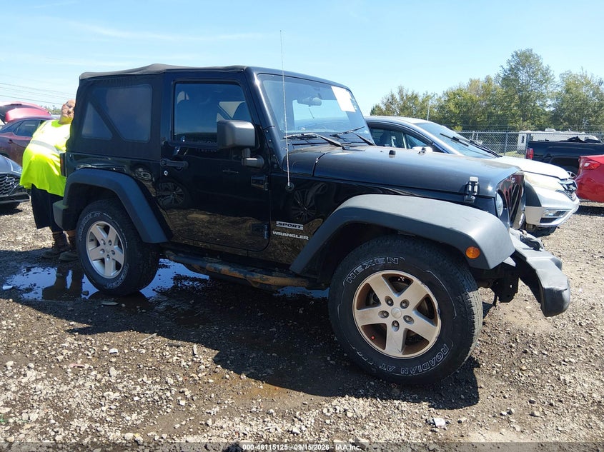 Photo of the 2016 JEEP WRANGLER SPORT