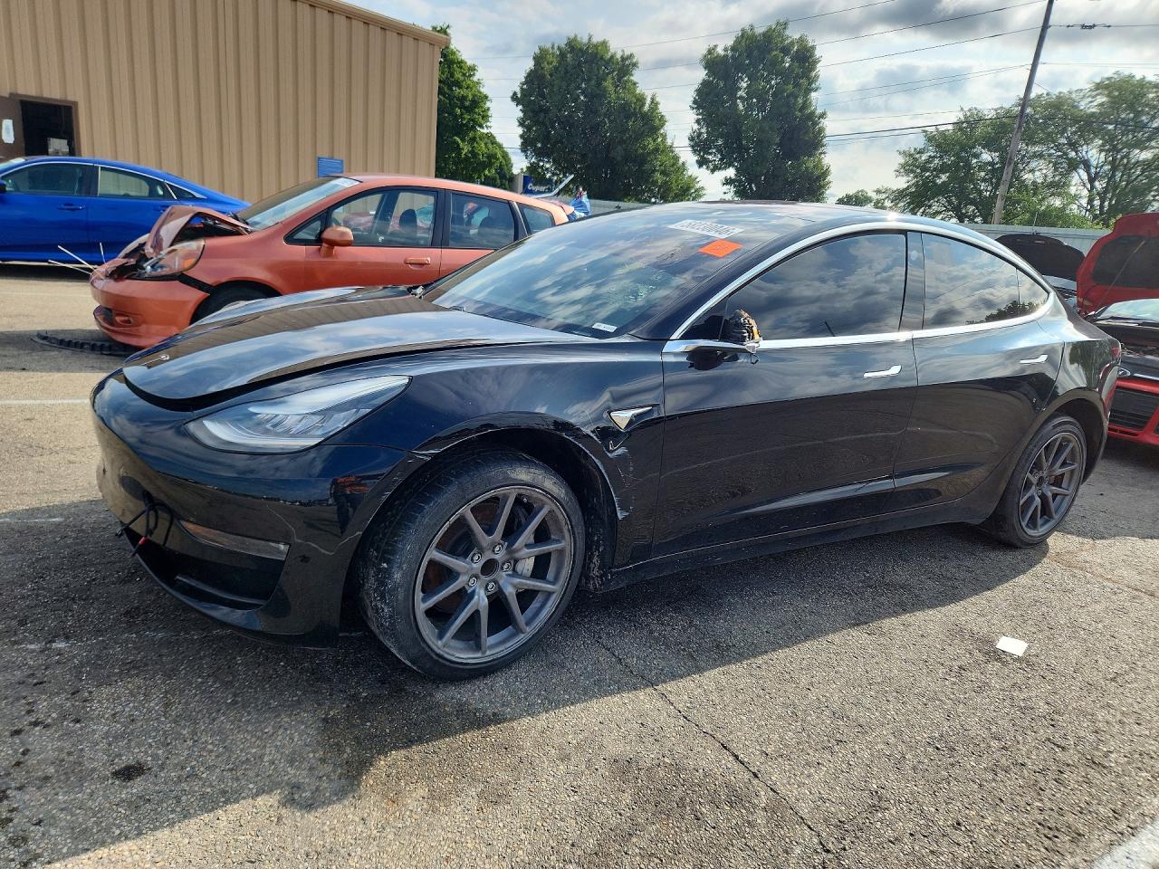 Photo of the 2019 TESLA MODEL 3