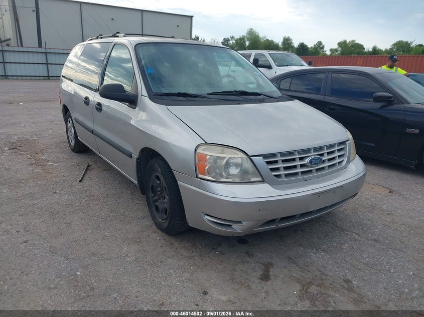 Photo of the 2004 FORD FREESTAR SE