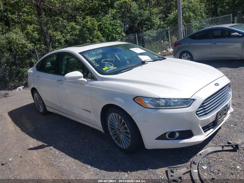 Photo of the 2013 FORD FUSION HYBRID TITANIUM