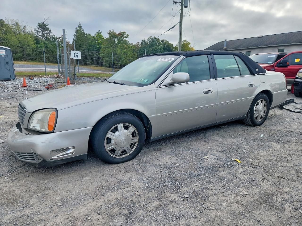 Photo of the 2005 CADILLAC DEVILLE