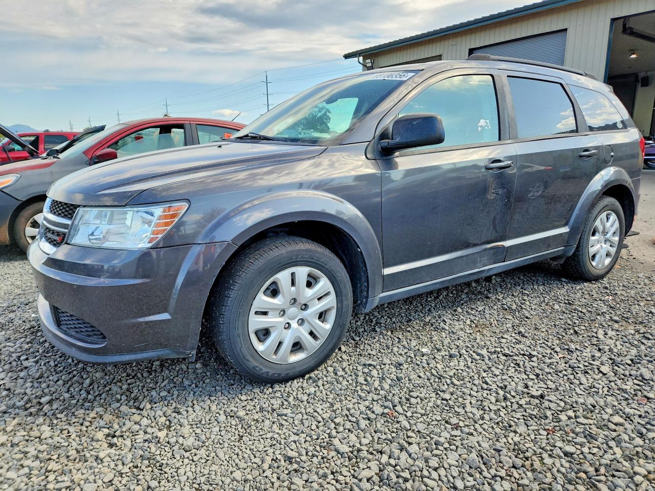 Photo of the 2018 DODGE JOURNEY SE
