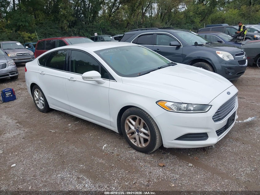 Photo of the 2016 FORD FUSION SE