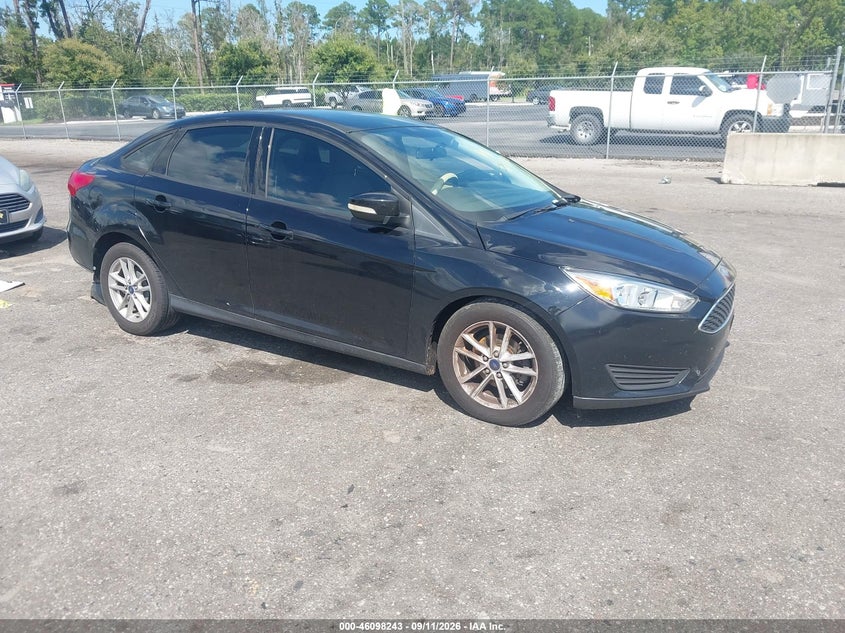 Photo of the 2016 FORD FOCUS SE