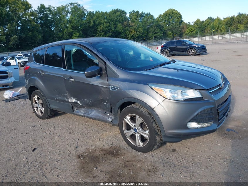 Photo of the 2013 FORD ESCAPE SE