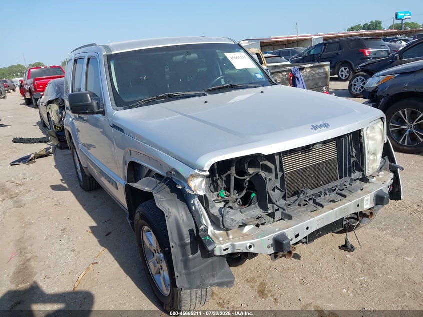 Photo of the 2010 JEEP LIBERTY SPORT