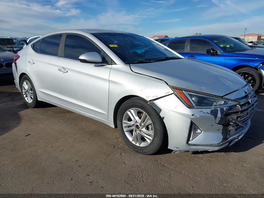 Photo of the 2019 HYUNDAI ELANTRA SEL