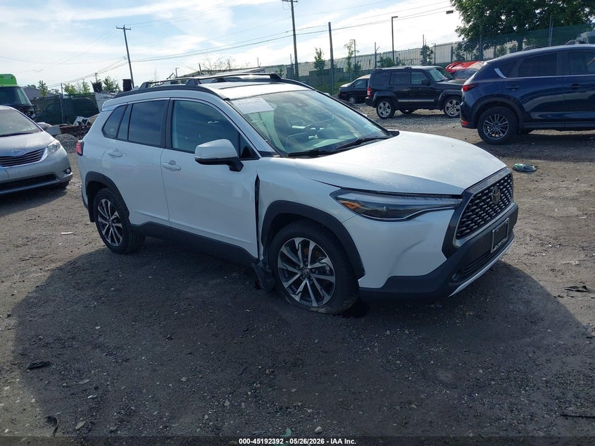 Photo of the 2022 TOYOTA COROLLA CROSS XLE