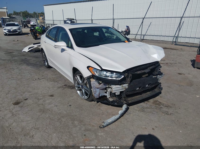 Photo of the 2016 FORD FUSION TITANIUM