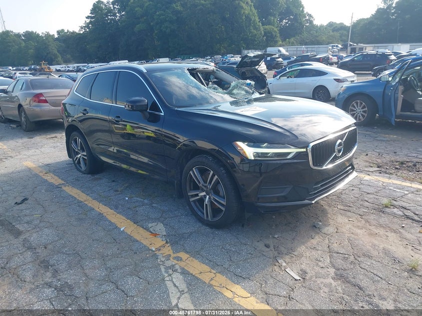 Photo of the 2019 VOLVO XC60 T6 MOMENTUM